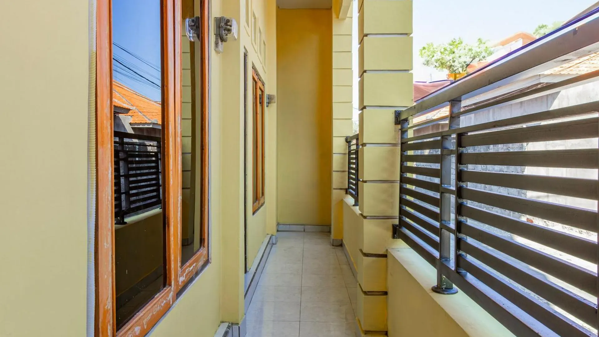 Sn Guest House Near Trans Studio Mall Legian  2*, Legian (Bali)